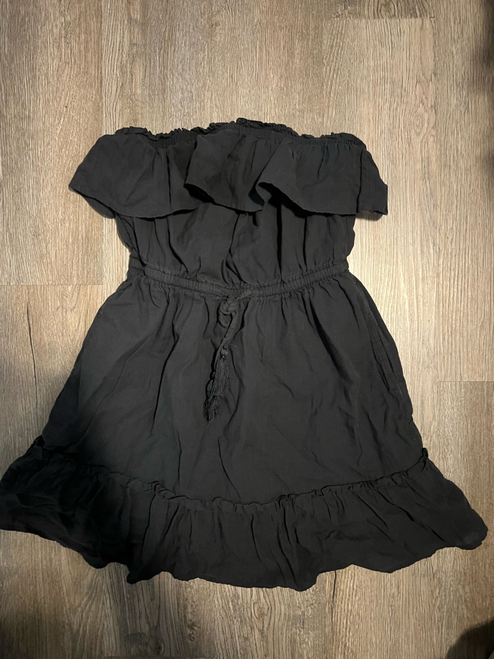 American Eagle Outfitters Black Elastic Waist Off-Shoulder Top